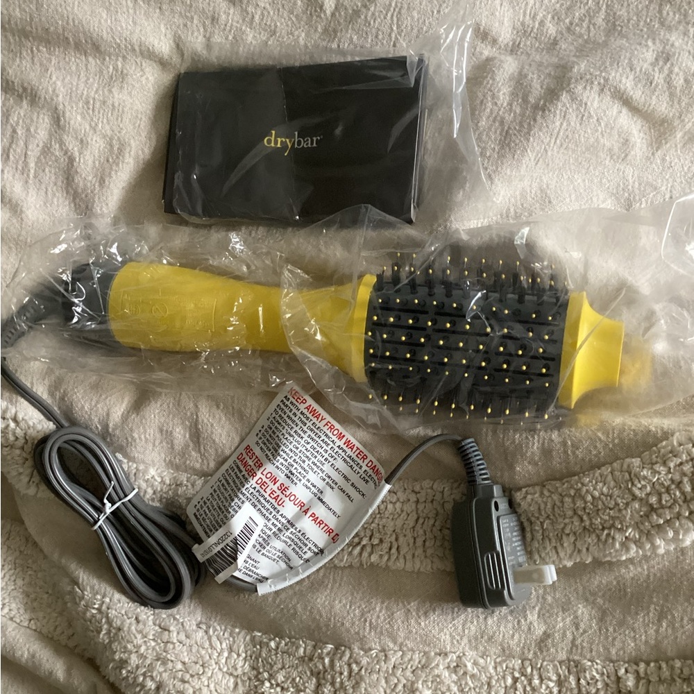 Drybar double shot hairdryer